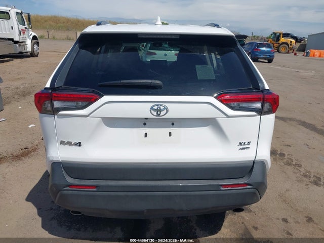 2T3P1RFV3NC264563 Toyota Rav4 Xle