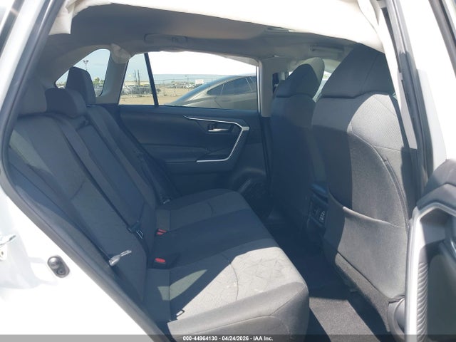 2T3P1RFV3NC264563 Toyota Rav4 Xle