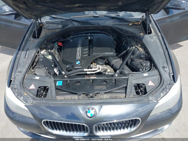 2011 Bmw 535i მანქანა იყიდება აუქციონზე, vin: WBAFR7C50BC603786, აუქციონის ნომერი: 44964137