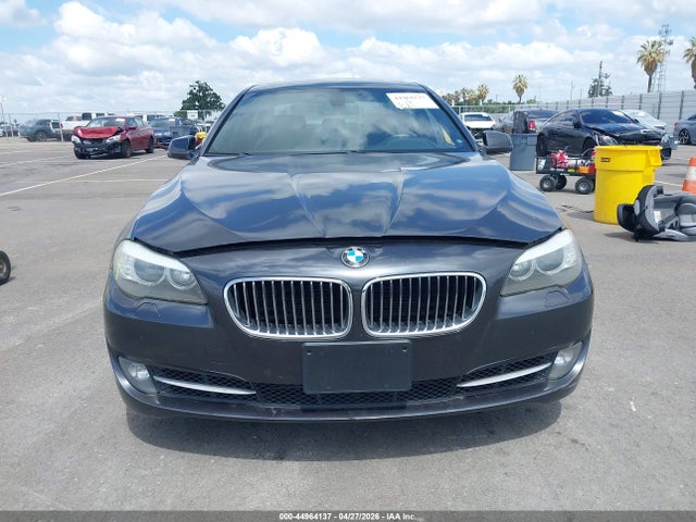 2011 Bmw 535i მანქანა იყიდება აუქციონზე, vin: WBAFR7C50BC603786, აუქციონის ნომერი: 44964137