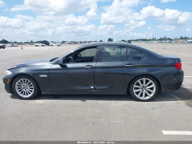 2011 Bmw 535i მანქანა იყიდება აუქციონზე, vin: WBAFR7C50BC603786, აუქციონის ნომერი: 44964137