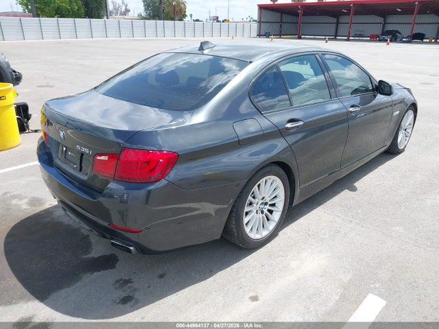 2011 Bmw 535i მანქანა იყიდება აუქციონზე, vin: WBAFR7C50BC603786, აუქციონის ნომერი: 44964137