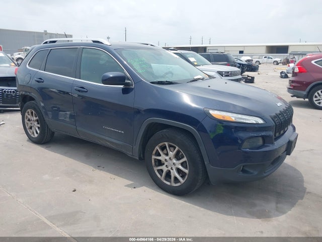44964166 :رقم المزاد ، 1C4PJMCS2EW176164 vin ، 2014 Jeep Cherokee Latitude مزاد بيع