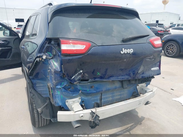 44964166 :رقم المزاد ، 1C4PJMCS2EW176164 vin ، 2014 Jeep Cherokee Latitude مزاد بيع