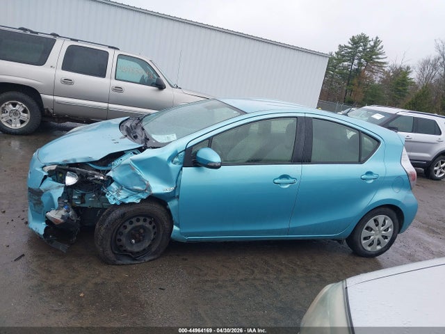 Toyota Prius C One 2014 JTDKDTB36E1070481 Image 15