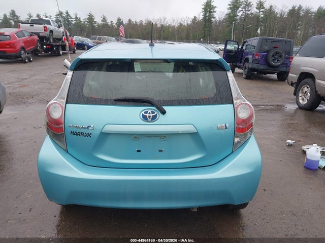 Toyota Prius C One 2014 JTDKDTB36E1070481 Image 17