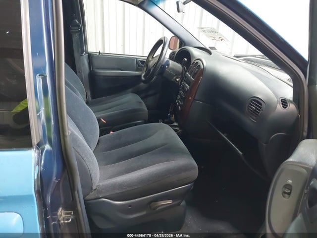 Продажа на аукционе авто 2002 Chrysler Town & Country Lx, vin: 2C4GP44382R553851, номер лота: 44964178