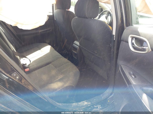 2015 Nissan Sentra S მანქანა იყიდება აუქციონზე, vin: 3N1AB7AP6FY247477, აუქციონის ნომერი: 44964272