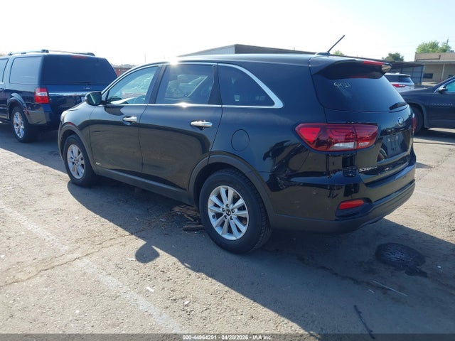 5XYPGDA57KG464136 KIA Sorento 3.3l Lx