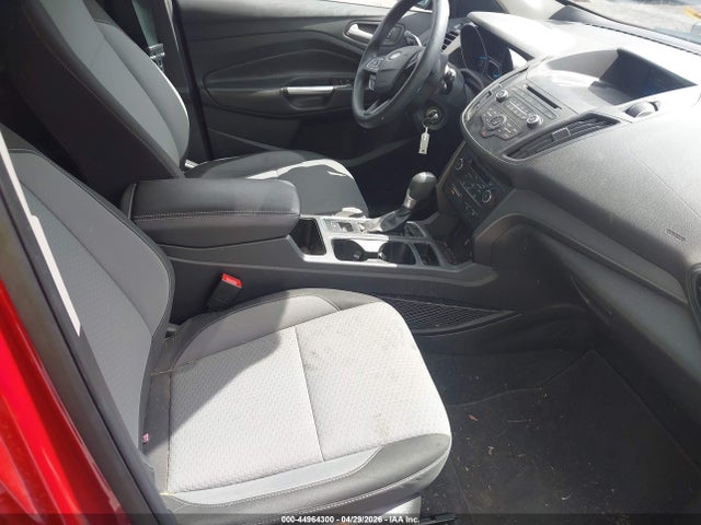 Продаж на аукціоні авто 2017 Ford Escape Se, vin: 1FMCU0GD9HUA89299, номер лоту: 44964300
