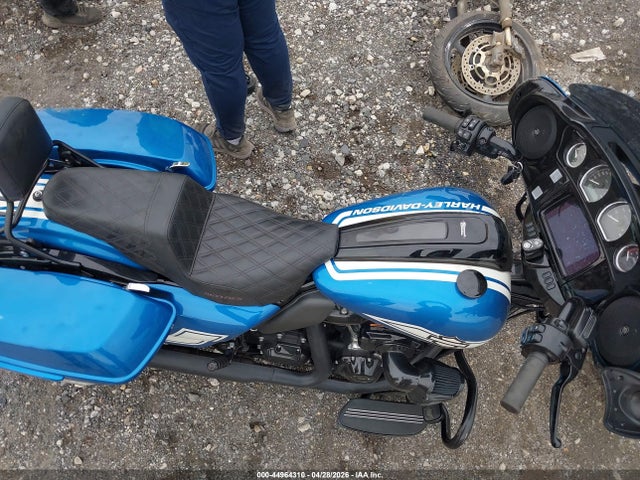 Продаж на аукціоні авто 2023 Harley-davidson Flhxst, vin: 1HD1ABL1XPB661923, номер лоту: 44964310