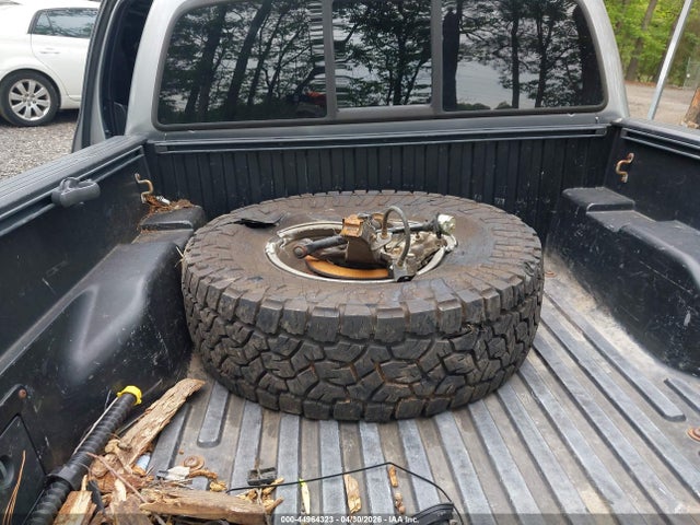 2014 Toyota Tacoma Prerunner V6 მანქანა იყიდება აუქციონზე, vin: 3TMJU4GN1EM160474, აუქციონის ნომერი: 44964323
