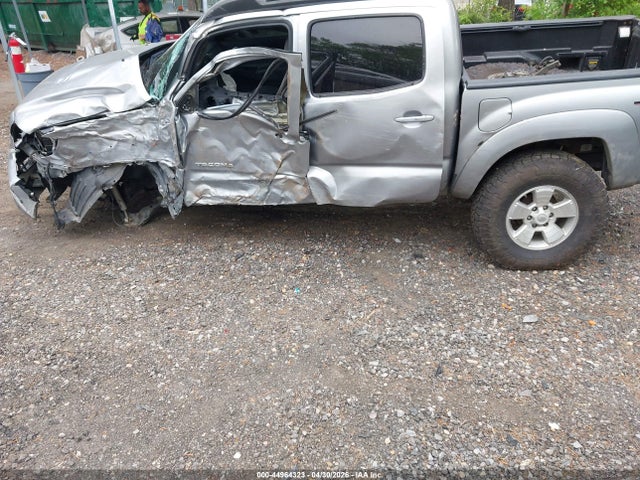 2014 Toyota Tacoma Prerunner V6 მანქანა იყიდება აუქციონზე, vin: 3TMJU4GN1EM160474, აუქციონის ნომერი: 44964323