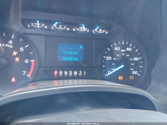 Ford F-350 Chassis Xl 2019 1FD8X3E67KEC58868 Image 5