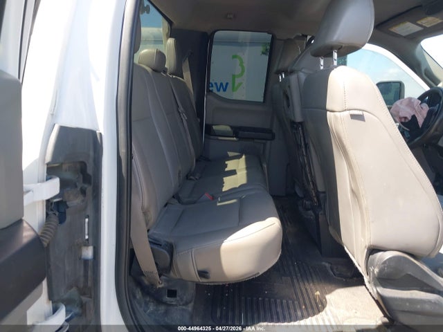 Ford F-350 Chassis Xl 2019 1FD8X3E67KEC58868 Image 6
