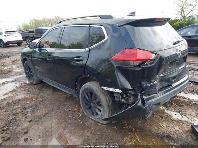 Продажа на аукционе авто 2017 Nissan Rogue Sv, vin: 5N1AT2MV2HC755461, номер лота: 44964329