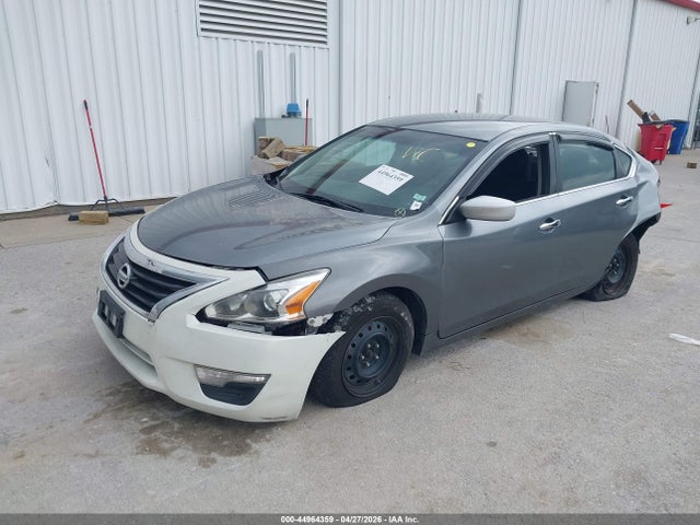 Продаж на аукціоні авто 2015 Nissan Altima 2.5 S, vin: 1N4AL3AP4FC481666, номер лоту: 44964359