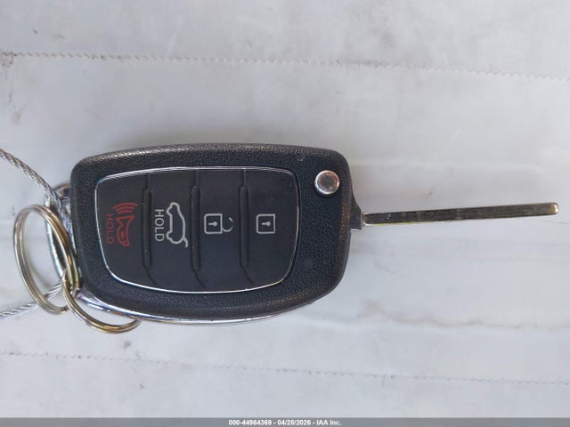 5XYZU3LB4GG379700 Hyundai Santa Fe Sport 2.4l