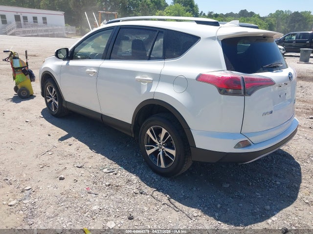 Toyota Rav4 Xle 2017 JTMRFREV5HJ106559 Image 3