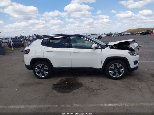44964385 :رقم المزاد ، 3C4NJCCB4JT405767 vin ، 2018 Jeep Compass Limited Fwd مزاد بيع