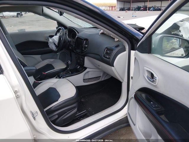 44964385 :رقم المزاد ، 3C4NJCCB4JT405767 vin ، 2018 Jeep Compass Limited Fwd مزاد بيع