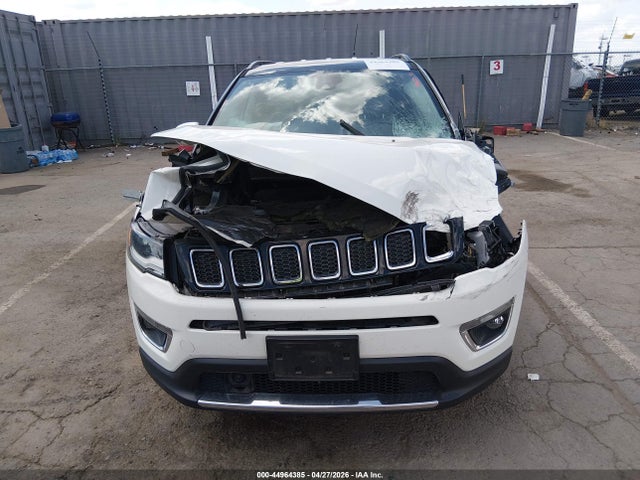 44964385 :رقم المزاد ، 3C4NJCCB4JT405767 vin ، 2018 Jeep Compass Limited Fwd مزاد بيع
