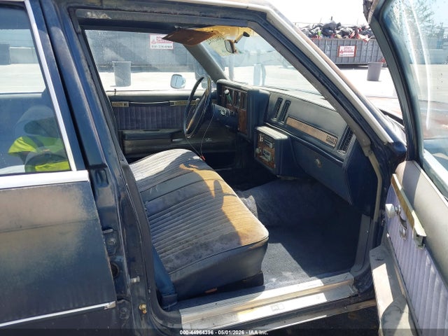 44964396 :رقم المزاد ، 1G4AH69A1BZ115373 vin ، 1981 Buick Century مزاد بيع