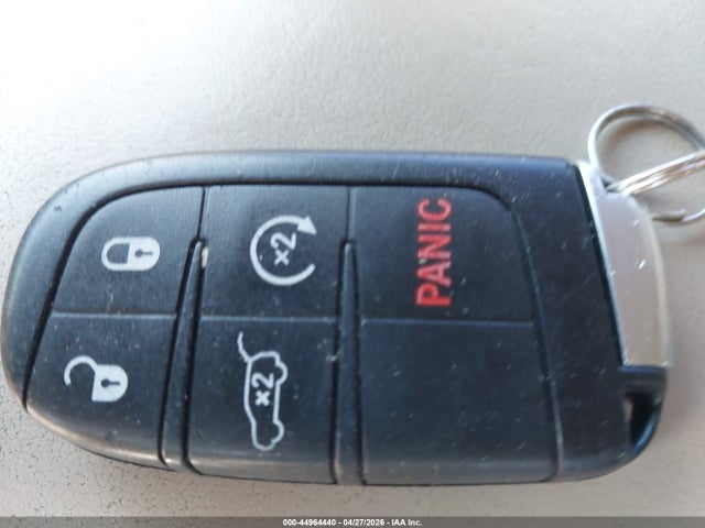 2015 Jeep Grand Cherokee Overland მანქანა იყიდება აუქციონზე, vin: 1C4RJFCG6FC741731, აუქციონის ნომერი: 44964440
