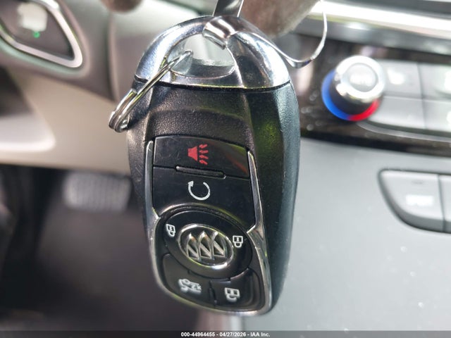 2017 Buick Lacrosse Essence მანქანა იყიდება აუქციონზე, vin: 1G4ZP5SS3HU192612, აუქციონის ნომერი: 44964455