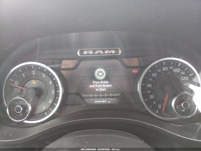 44964499 :رقم المزاد ، 1C6RRFBG6LN315555 vin ، 2020 Ram 1500 مزاد بيع