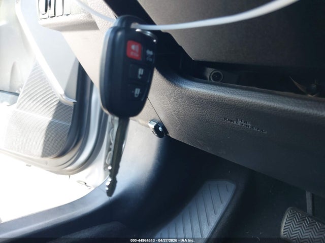 Toyota COROLLA LE 2018 5YFBURHE7JP808533 Image 11