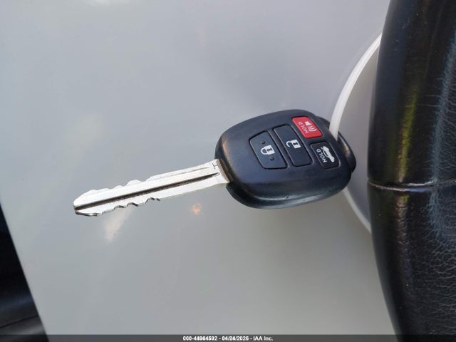 4T1BF1FK9HU398721 Toyota CAMRY SE