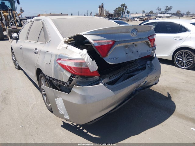 4T1BF1FK9HU398721 Toyota CAMRY SE