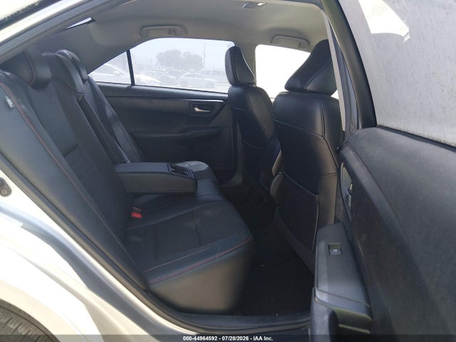 4T1BF1FK9HU398721 Toyota CAMRY SE