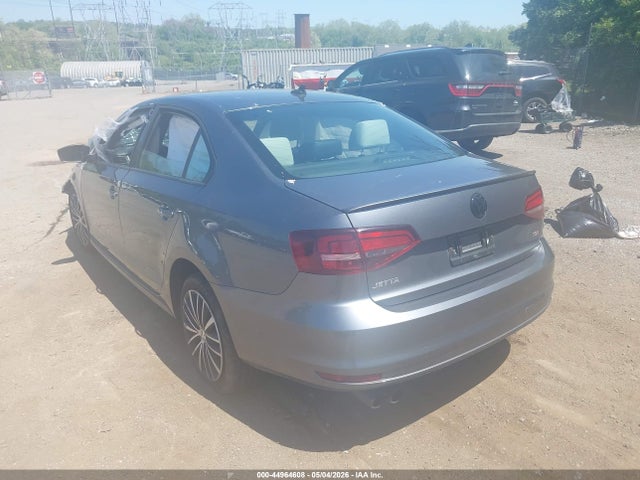 3VWD17AJ3GM220946 Volkswagen Jetta 1.8t Sport
