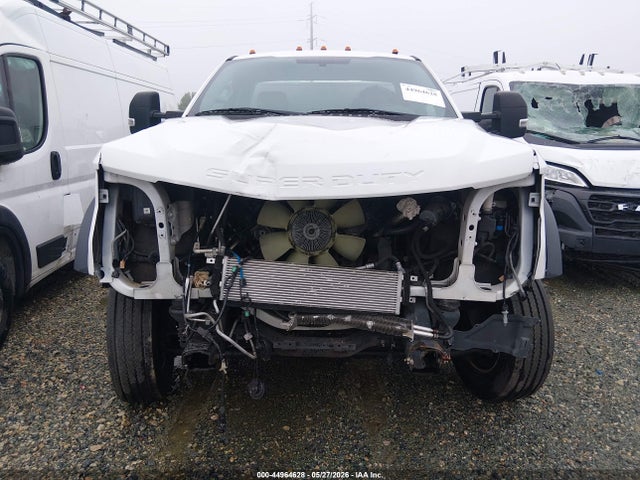 44964628 :رقم المزاد ، 1FDUF5GY8KEG25255 vin ، 2019 Ford F-550 Chassis Xl مزاد بيع