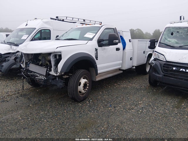 44964628 :رقم المزاد ، 1FDUF5GY8KEG25255 vin ، 2019 Ford F-550 Chassis Xl مزاد بيع