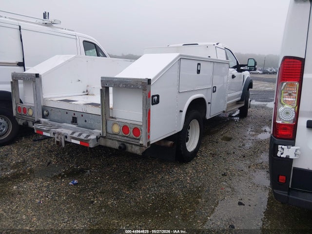 44964628 :رقم المزاد ، 1FDUF5GY8KEG25255 vin ، 2019 Ford F-550 Chassis Xl مزاد بيع