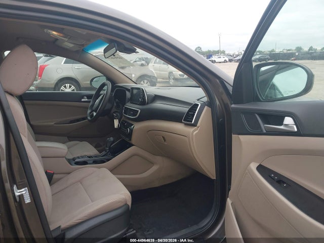 44964639 :رقم المزاد ، KM8J2CA4XLU163328 vin ، 2020 Hyundai Tucson Se مزاد بيع