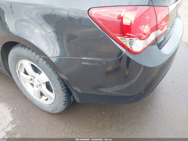 44964655 :رقم المزاد ، 1G1PC5SB8E7109752 vin ، 2014 Chevrolet Cruze 1lt Auto مزاد بيع