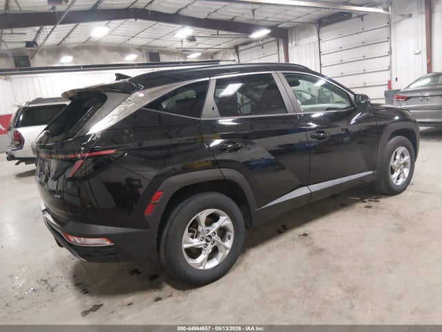 44964657 :رقم المزاد ، 5NMJBCAE0NH040905 vin ، 2022 Hyundai Tucson Sel مزاد بيع