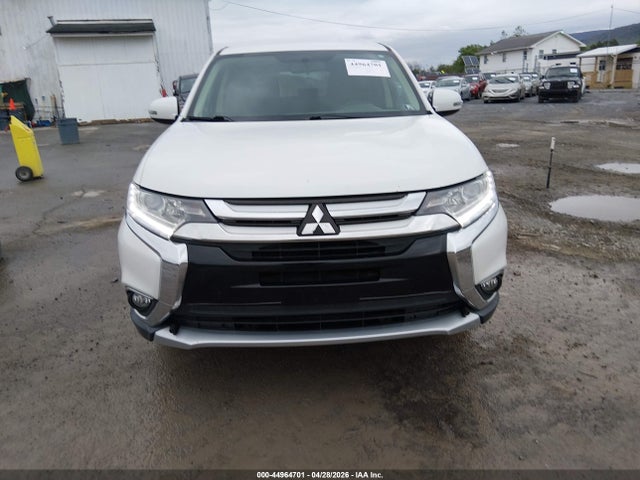 Продаж на аукціоні авто 2017 Mitsubishi Outlander Se, vin: JA4AZ3A33HZ027358, номер лоту: 44964701