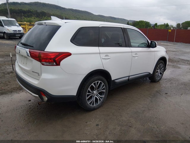 Продаж на аукціоні авто 2017 Mitsubishi Outlander Se, vin: JA4AZ3A33HZ027358, номер лоту: 44964701