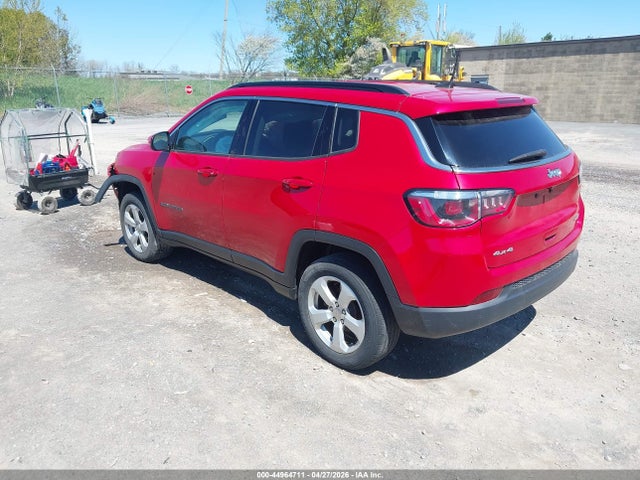 44964711 :رقم المزاد ، 3C4NJDBB3KT847612 vin ، 2019 Jeep Compass Latitude 4x4 مزاد بيع