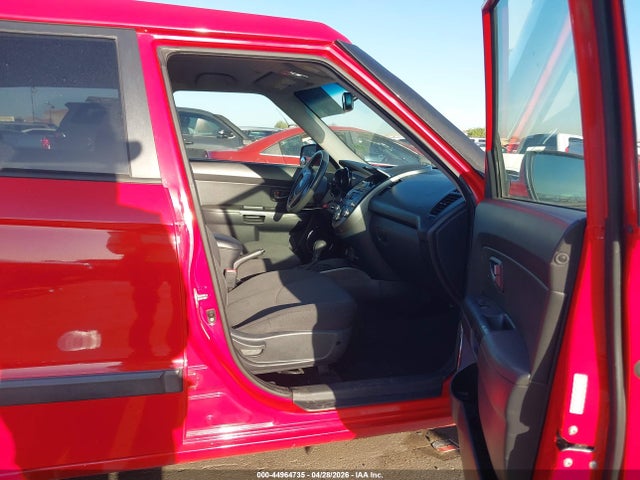 Продаж на аукціоні авто 2011 Kia Soul +, vin: KNDJT2A26B7332638, номер лоту: 44964735