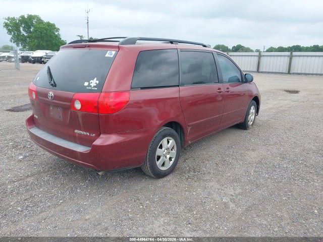 2010 Toyota Sienna Le მანქანა იყიდება აუქციონზე, vin: 5TDKK4CC8AS326207, აუქციონის ნომერი: 44964764