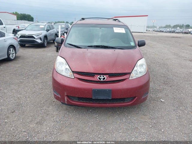 2010 Toyota Sienna Le მანქანა იყიდება აუქციონზე, vin: 5TDKK4CC8AS326207, აუქციონის ნომერი: 44964764
