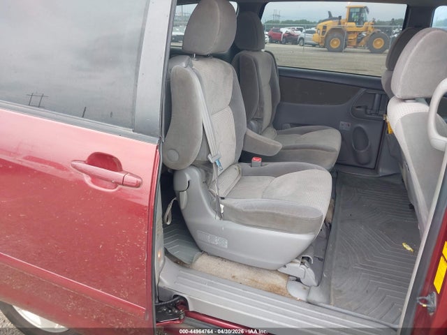 2010 Toyota Sienna Le მანქანა იყიდება აუქციონზე, vin: 5TDKK4CC8AS326207, აუქციონის ნომერი: 44964764