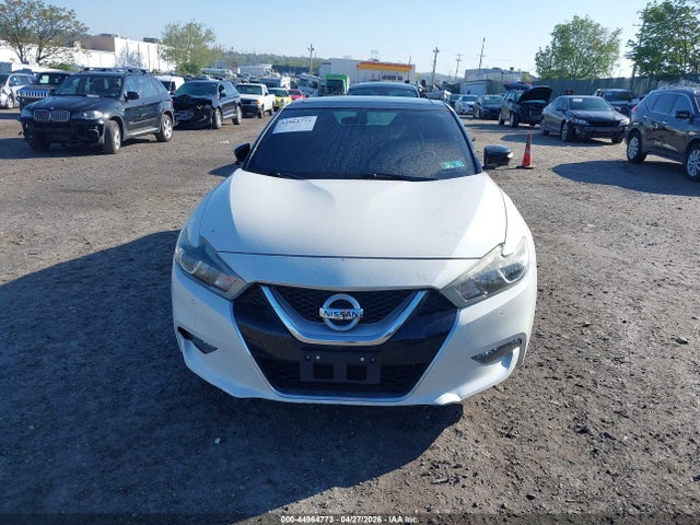 1N4AA6AP3GC410354 Nissan Maxima 3.5 Platinum