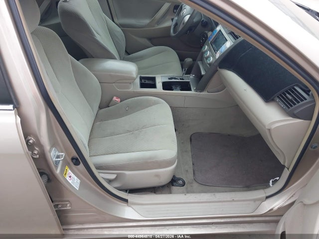 44964810 :رقم المزاد ، 4T4BE46K38R043005 vin ، 2008 Toyota Camry Le مزاد بيع